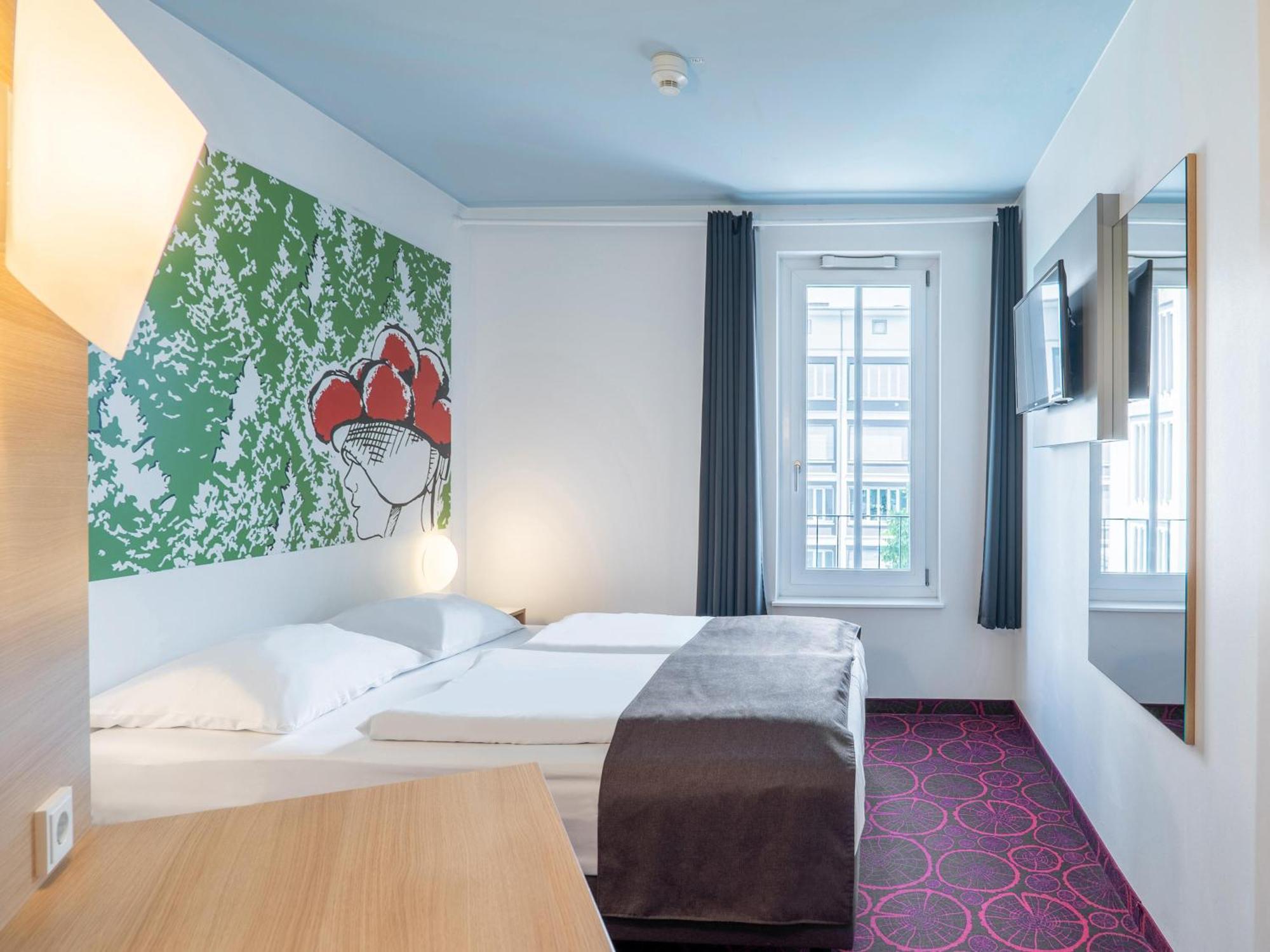 B&B Hotel Offenburg-City Εξωτερικό φωτογραφία