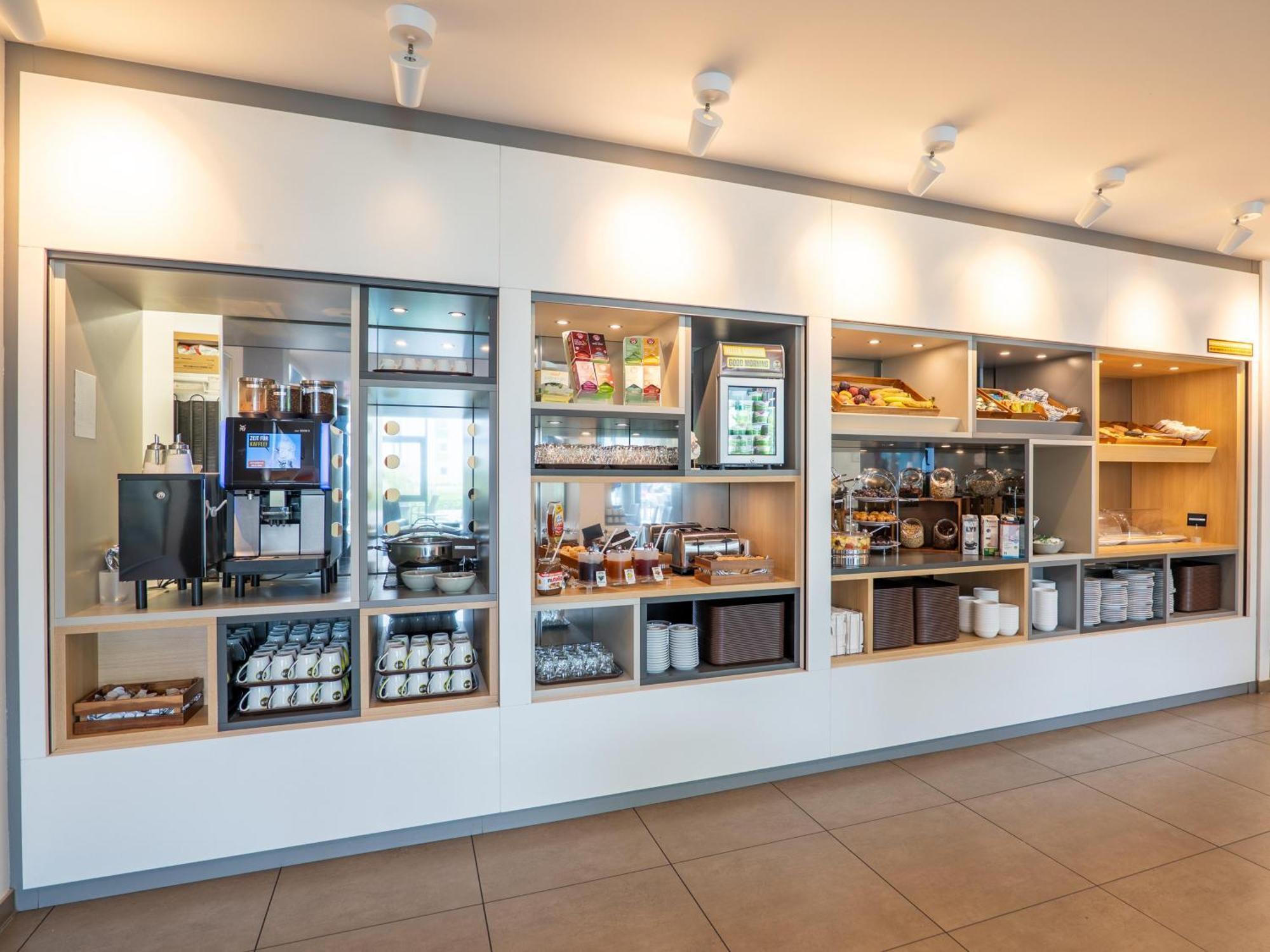B&B Hotel Offenburg-City Εξωτερικό φωτογραφία